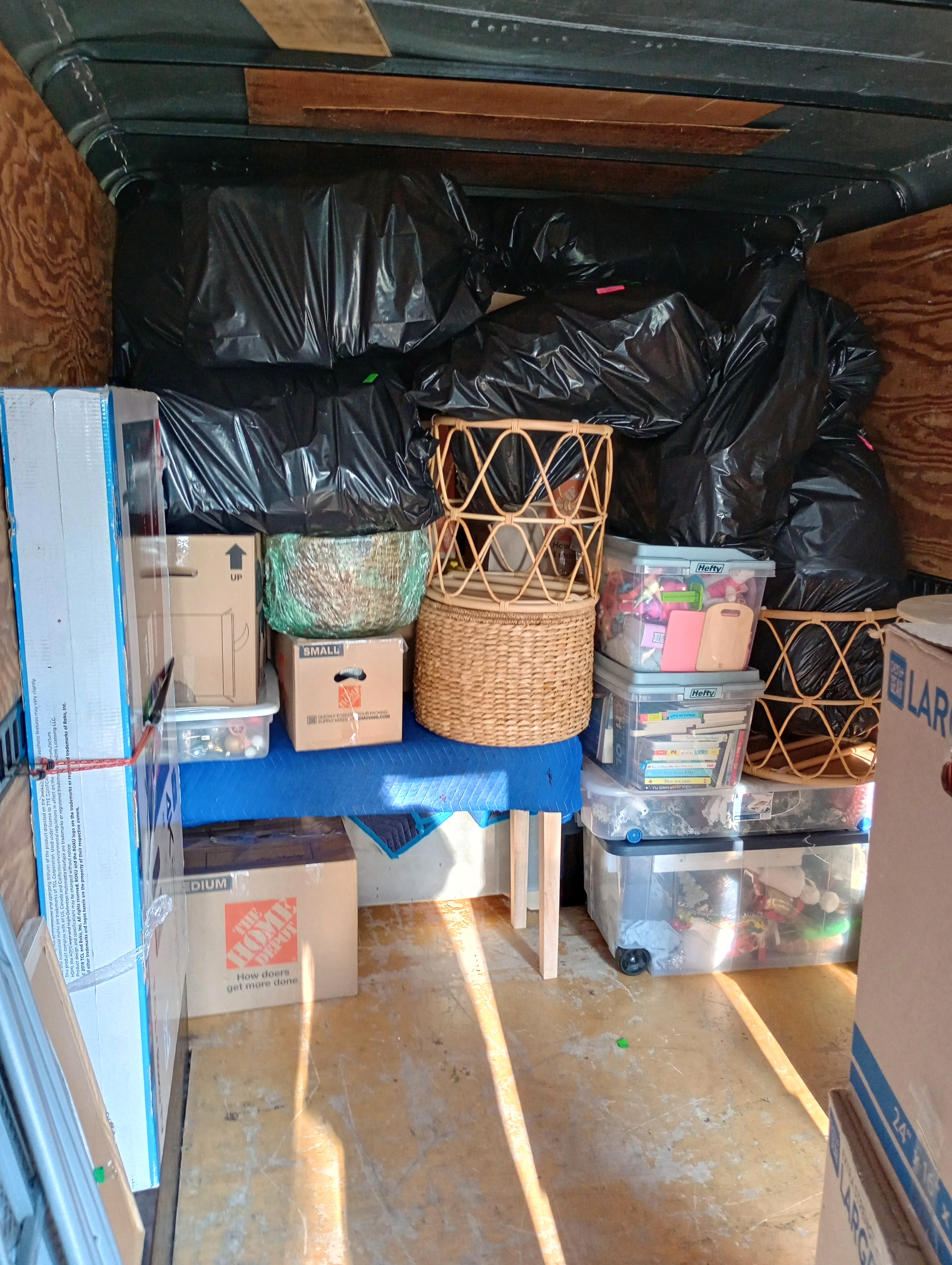 Best Austin movers.
Moving companies Austin.